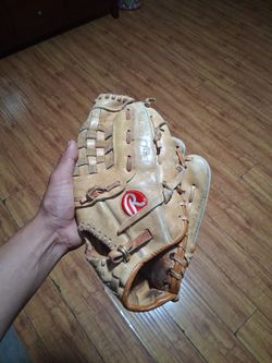 Baseball glove