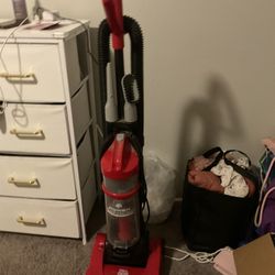 Dirt Devil Vacuum 