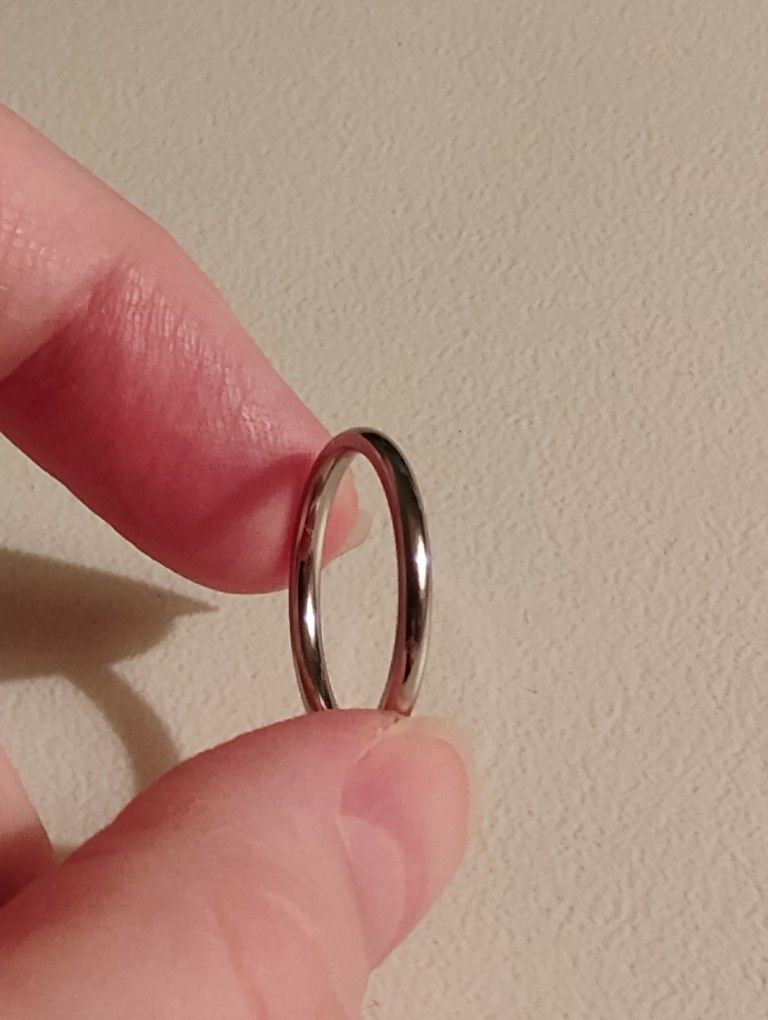 $2-New•Silver/Steel•Size:8
