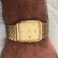 Nice Citizen Watch Quartz Working Good Keeping Good Time