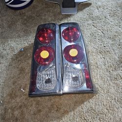 Taillights Escalade 03