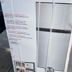 Frigidaire Refrigerator (New)
