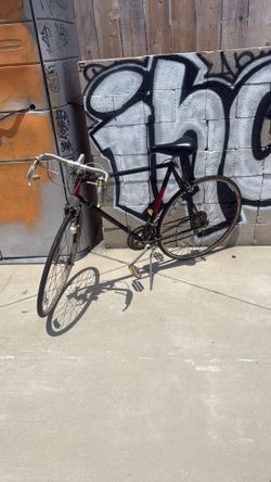 Vintage Schwinn 10 speed bike