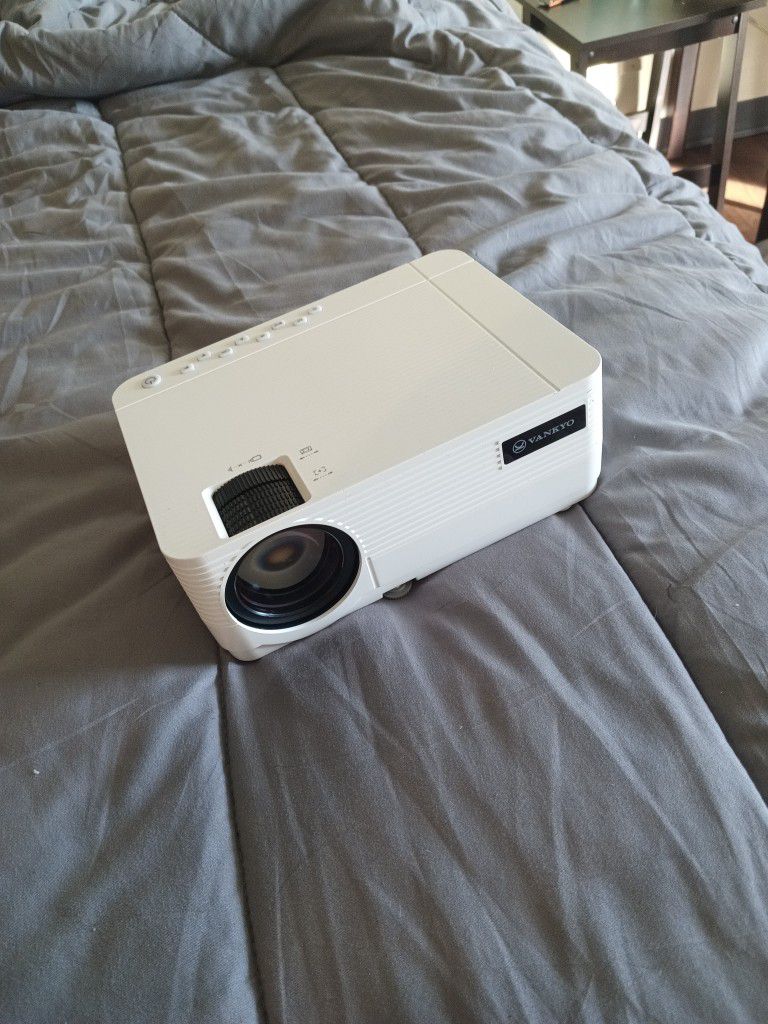 Vankyo HD Mini Projector