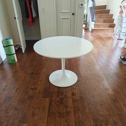 Free Dining Table 