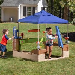 Step2 Pump & Splash Shady Oasis, Tan, Blue