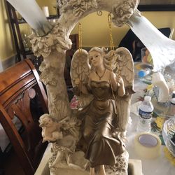 Linda Lámpara Tanbien Tiene Fuente De Agua Es Seranica Algo Pesa dita 