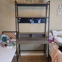 Selling our Study / computer Table 