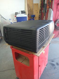 RV AC Rooftop