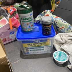 Aquarium Maintenence. 