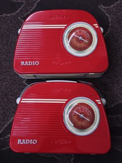 2 Radio lunch box / storage container with cookies inside, brand new $30