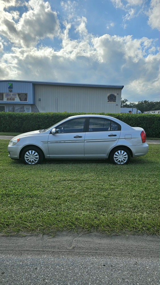 2008 Hyundai Accent