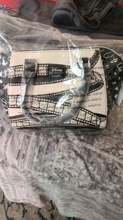 Brand new Mackey mouse loungfly