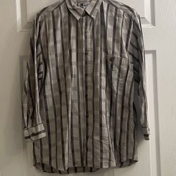 Men’s Casual/Dress Shirt Size Medium