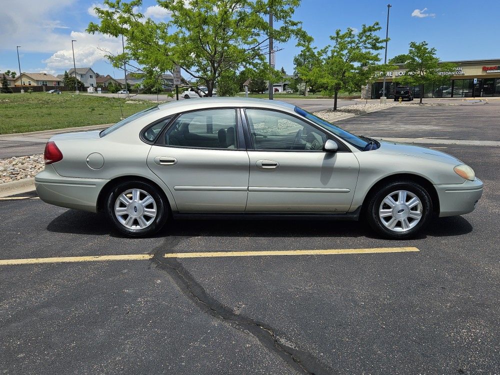 2007 Ford Taurus