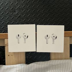 BRAND NEW SEALED Airpod 4