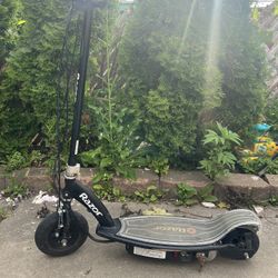 Razor Electric Scooter+ With The Charger