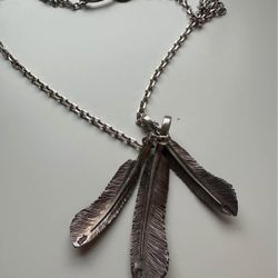 Legend Nao Silver Chain And Pendant Set