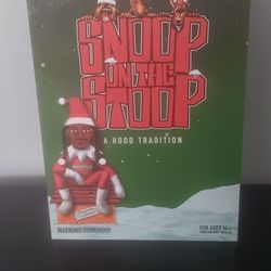 Snoop On The Stoop Figure New