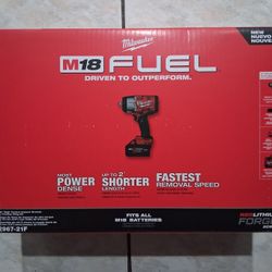 Milwaukee Fuel 1/2" High Torque Impact With Forge 8.0 Battery And Rapid Charger 