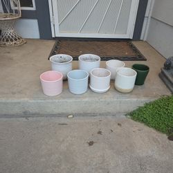 Small pots/ planters 