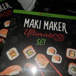 Maki Maker- Ultimate Sushi Rolling Kit 🍣