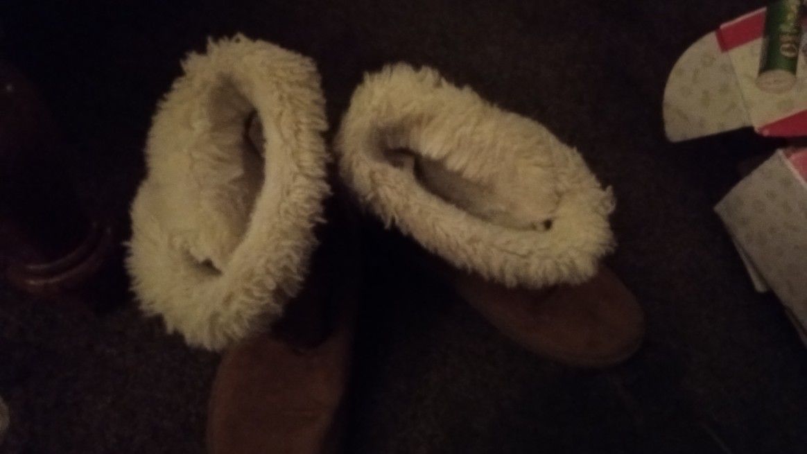 Girls Boots Good Condition $8.00