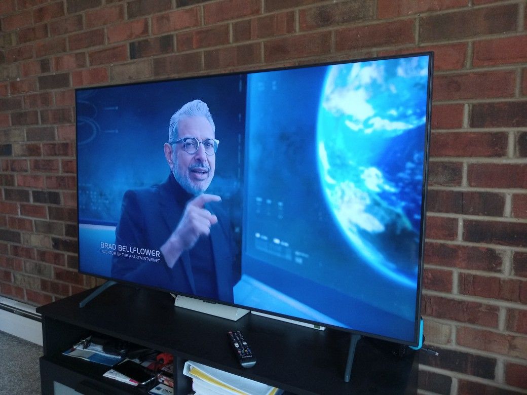 Samsung 55" Class Crystal UHD TV