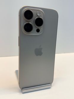 Apple iPhone 15 PRO 128gb. ( Unlocked Phone )