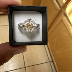 Sparkling Champagne Diamond Ring