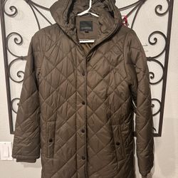 Excellent Condition Weatherproof Women’s Long Puffer Jacket Size Small