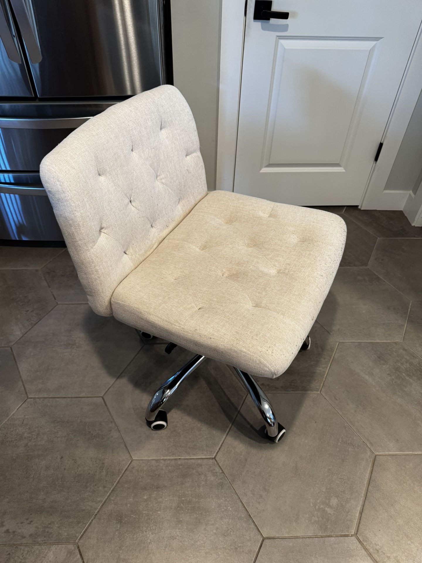 Criss Cross Chair