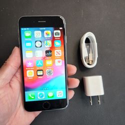 iPhone 6 - UNLOCKED - Like New  