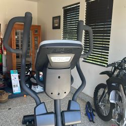 Elliptical “Sole” E35