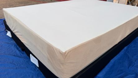 🔥🔥TEMPURPEDIC QUEEN SIZE Mattress 🔥🔥