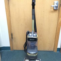 Shark DuoClean Rotator Vacuum Cleaner 