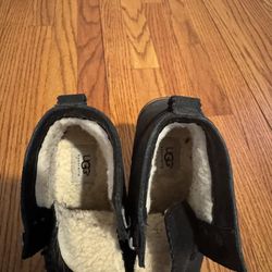 Ugg Winter Boots 6(W) 