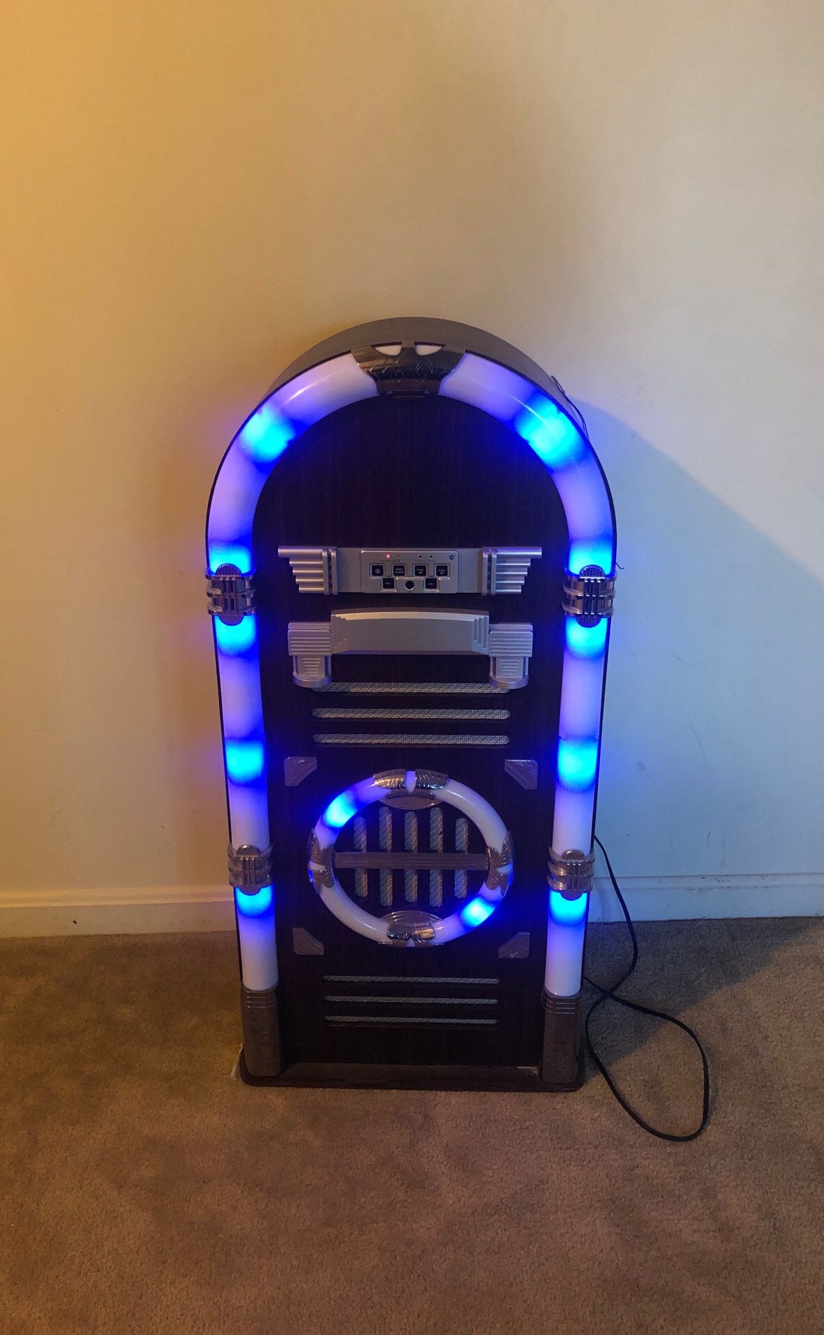 Bluetooth Jukebox Speaker