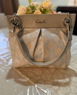 Coach Signature Canvas Handbag