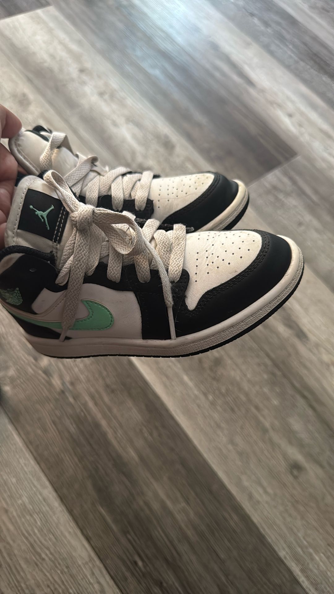  Nike Air Jordan Size 12.5 Toddler