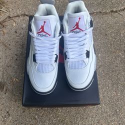 Jordan 4 White Cement 