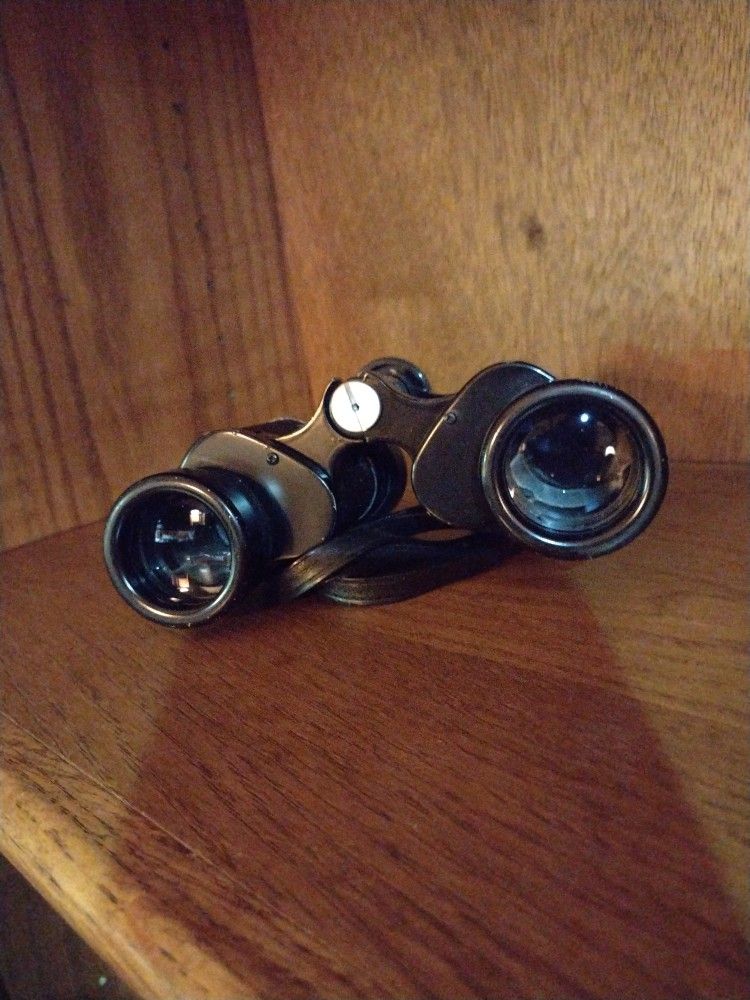 Binoculars 