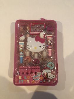 Hello kitty cosmetics set