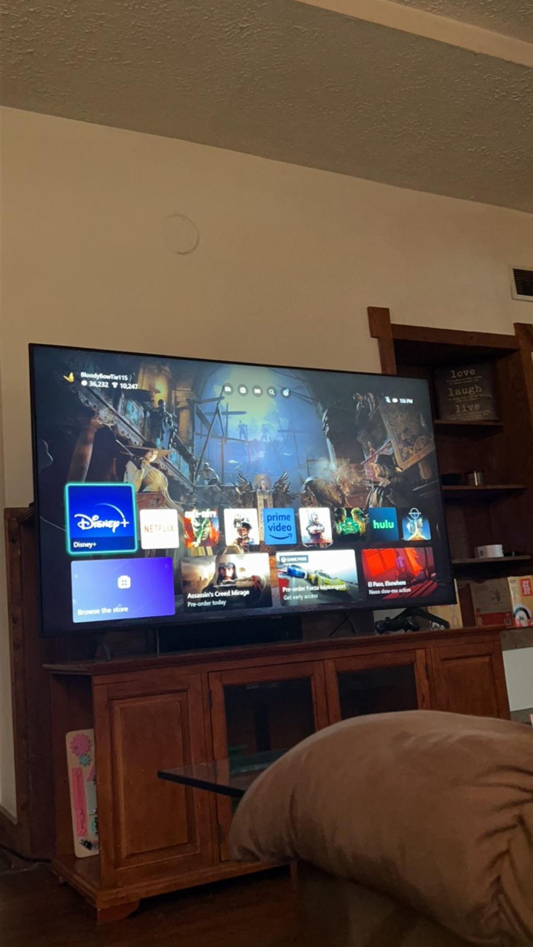 75 Inch Samsung smart tV