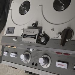 SOLD AS-IS REEL TO REEL PLAYERS
I don't know the working conditions 
Sold for parts or repair 
Pick up in Sun Valley 