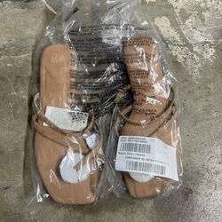 Girl sandals