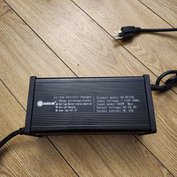 52v 10a Charger Like New 