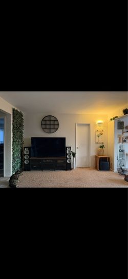 Yamaha speakers, home theater, 5.1 bundle, 2 towers, center , 2 monitors, 1 subwoofer