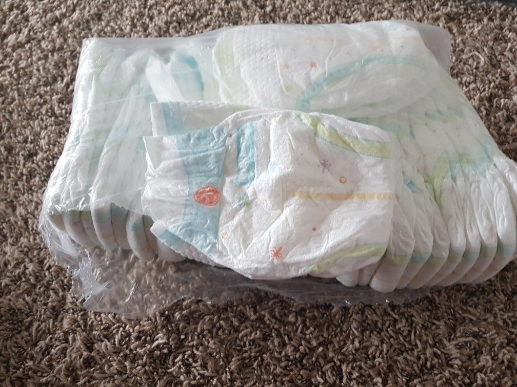 Kirkland diaper size 1