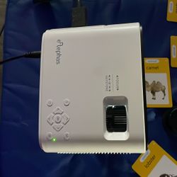 Selling 200 In Projector 200 In Screen And Speaker